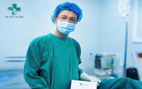 Những thầy thuốc giữ lửa cống hiến vì người nghèo