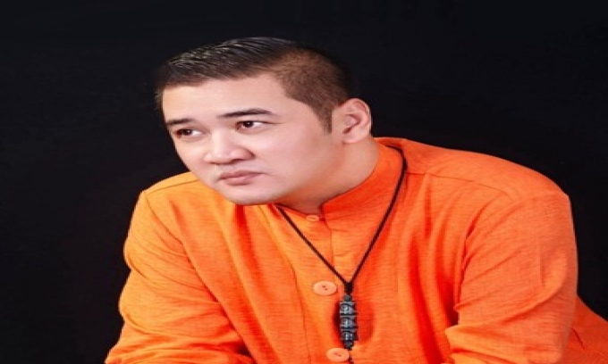 Bộ sưu tập đá Dzi cổ cỡ “khủng” của cựu tuyển thủ Nguyễn Mạnh Dũng